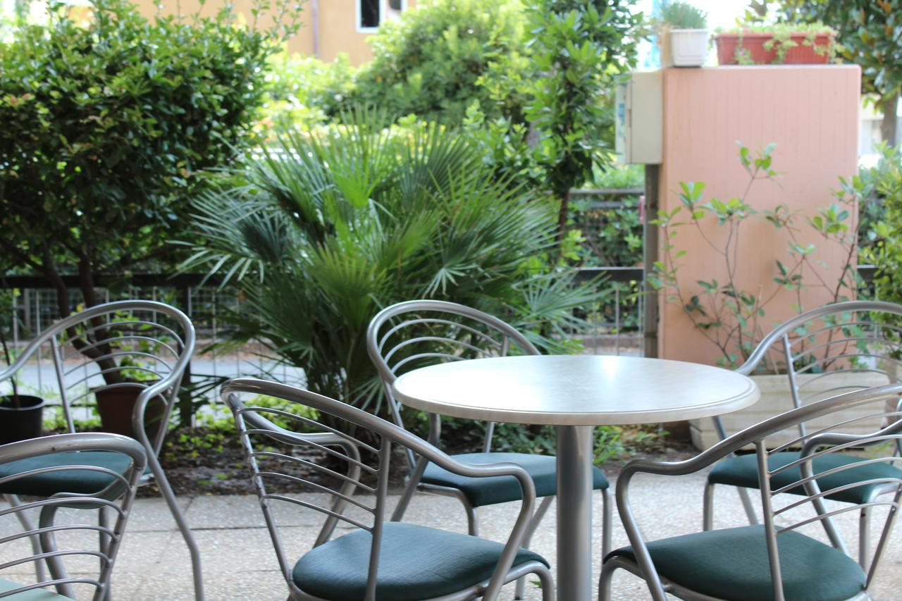 Hotel American Bellaria-Igea Marina Bagian luar foto