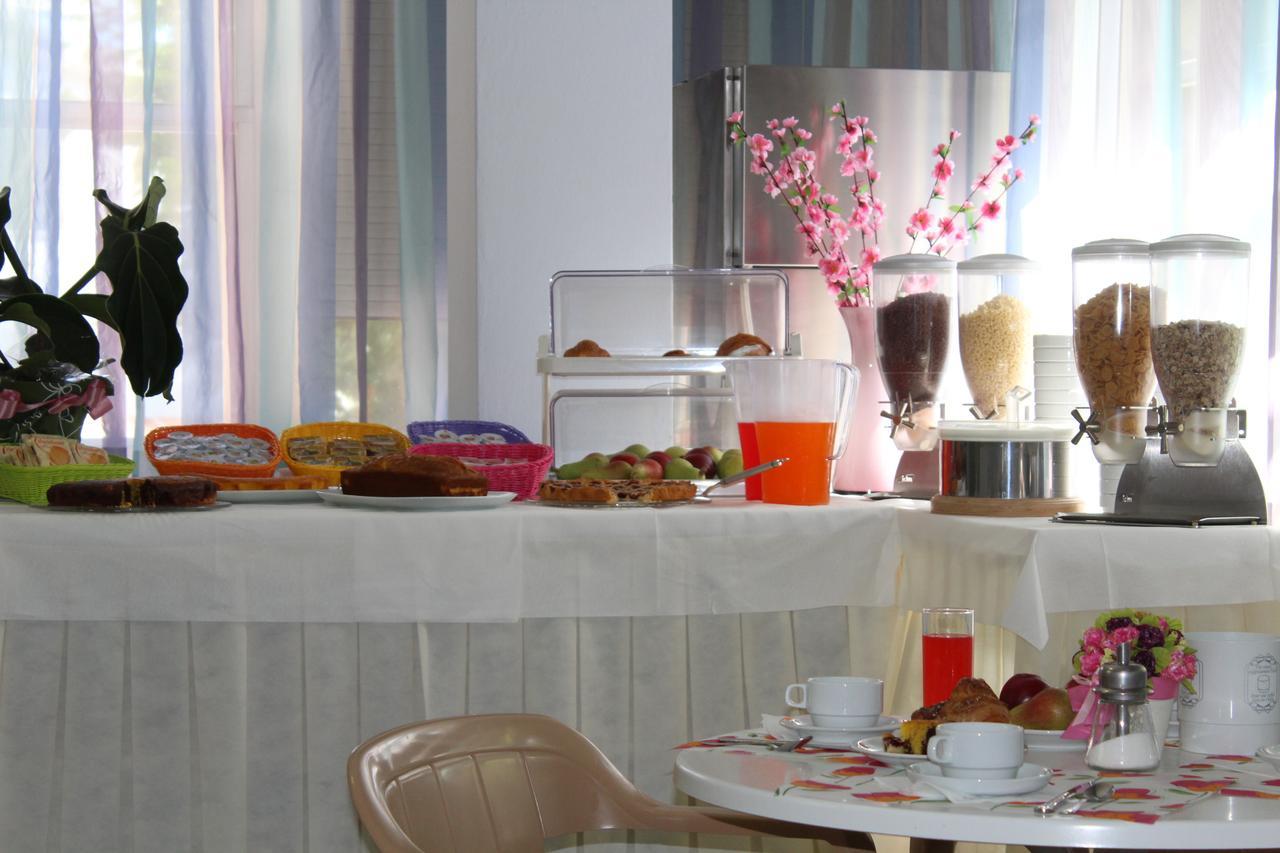 Hotel American Bellaria-Igea Marina Bagian luar foto